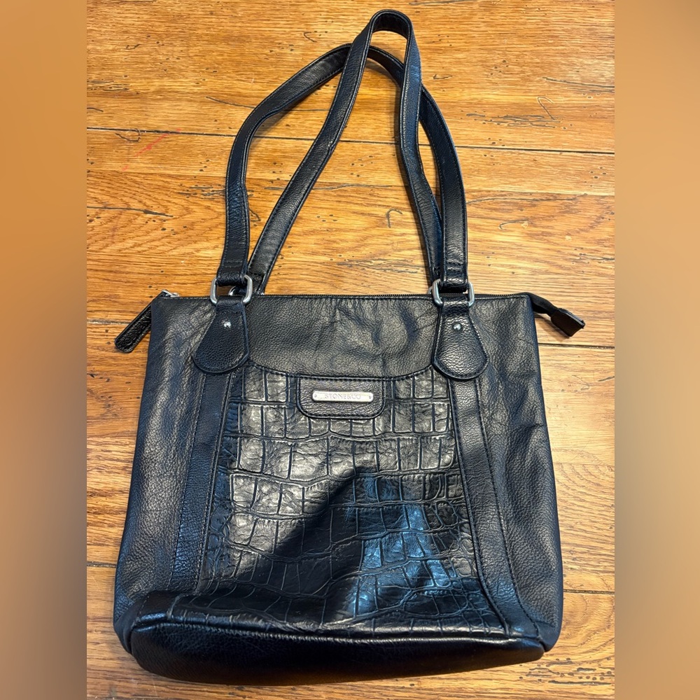 Stone & Co black leather shoulder purse